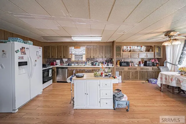 $190,000 | 2 South 1000 West, Blackfoot, ID 83221