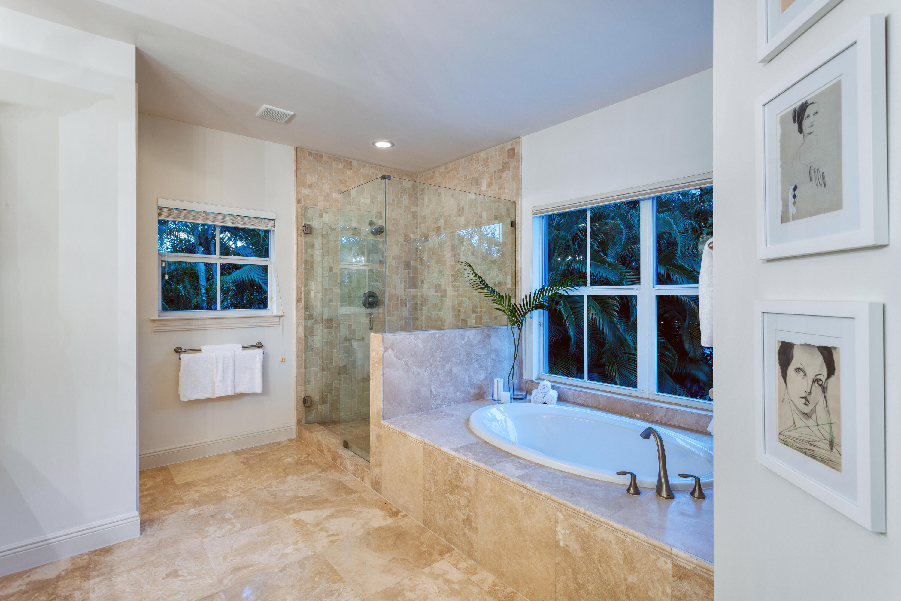 391 East Boca Raton Road Boca Raton, FL 33432 - Photo 19 of 26 view of a bathroom with a tub and a sink