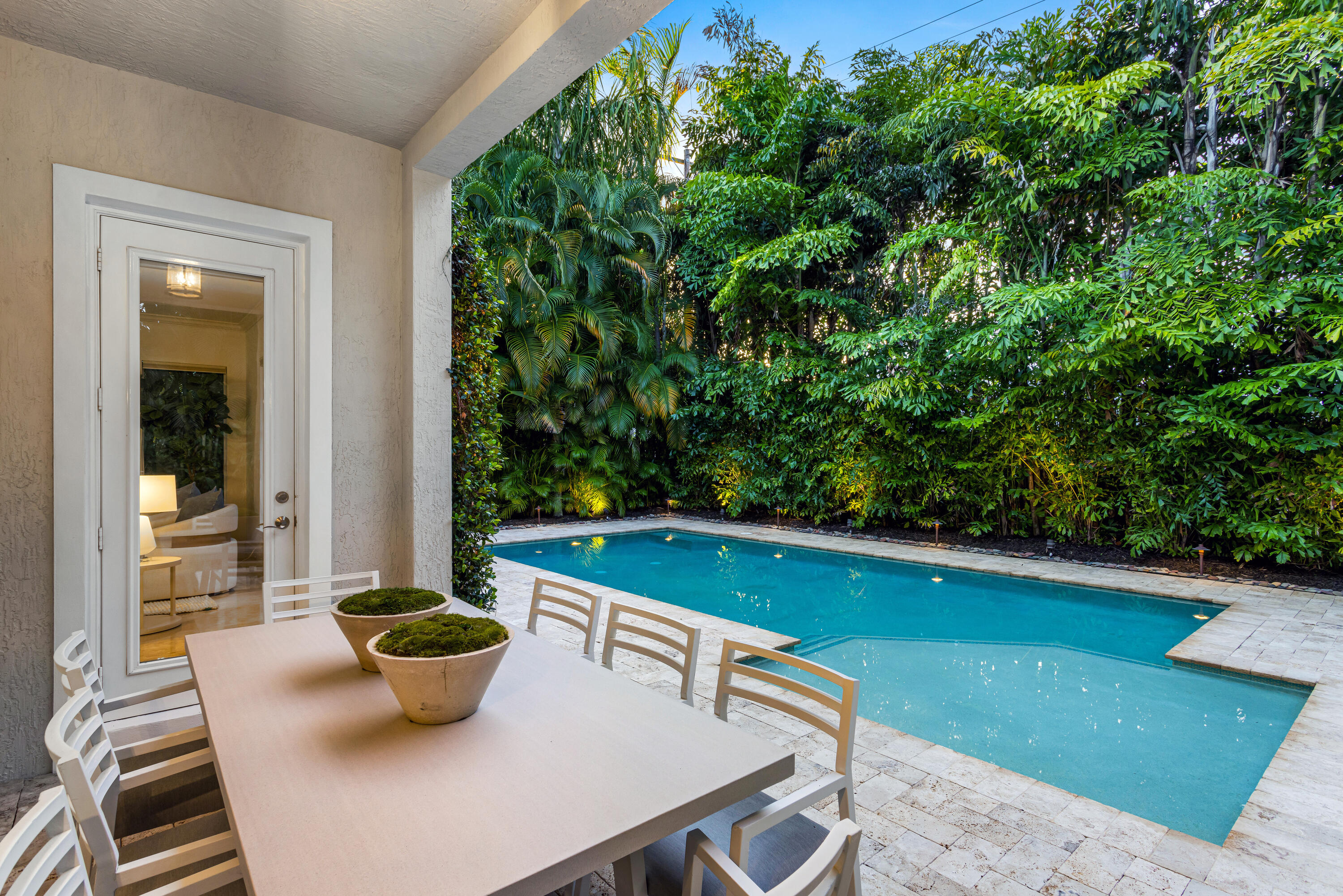 391 East Boca Raton Road Boca Raton, FL 33432 - Photo 24 of 26 a view of outdoor space yard and patio