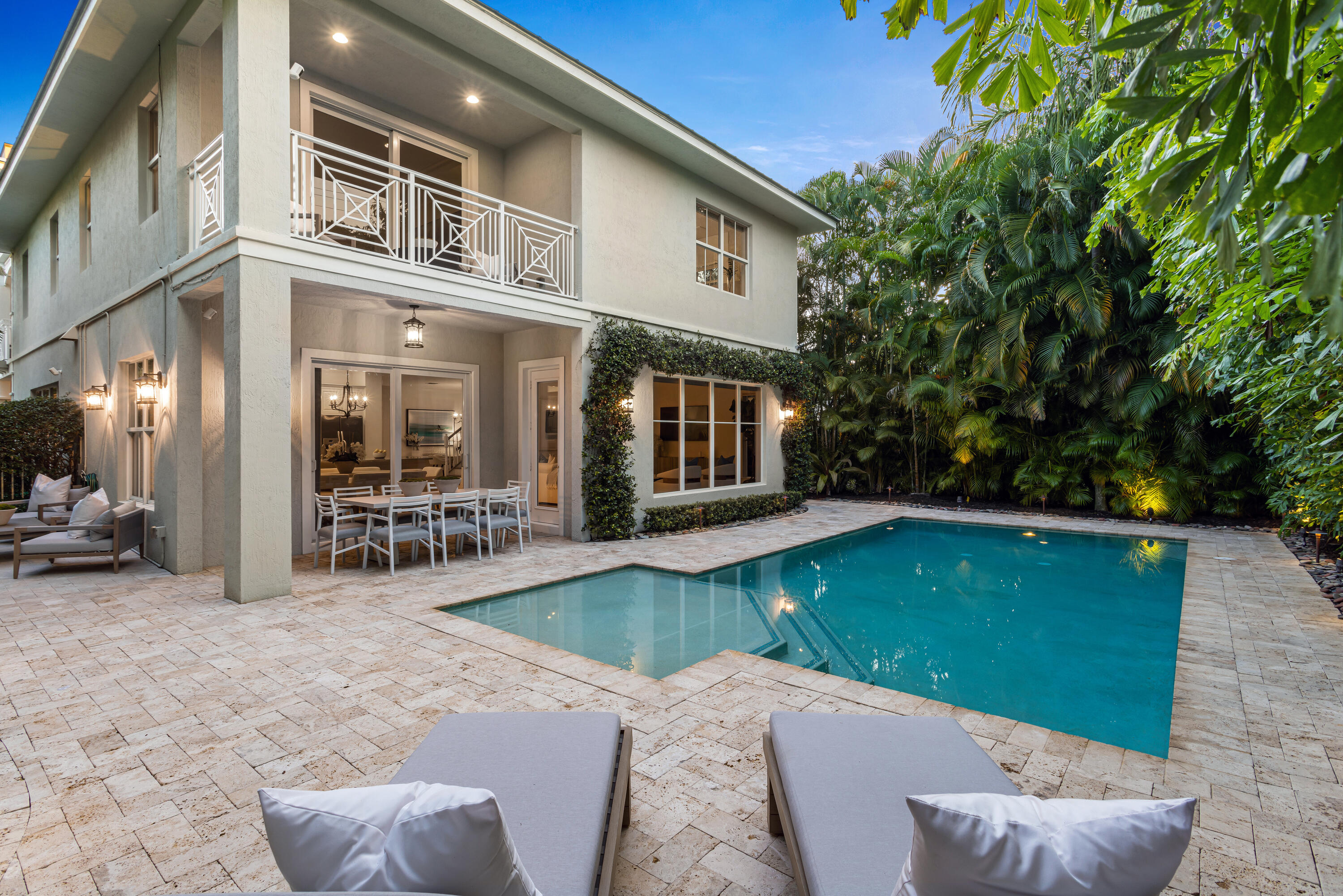 391 East Boca Raton Road Boca Raton, FL 33432 - Photo 26 of 26 a view of a house with pool and sitting area