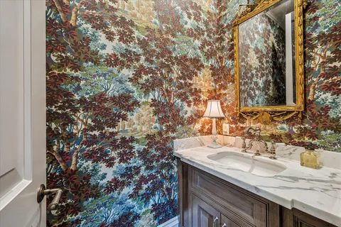 $7,295,000 | 2158 Chilton Road, Houston, TX 77019