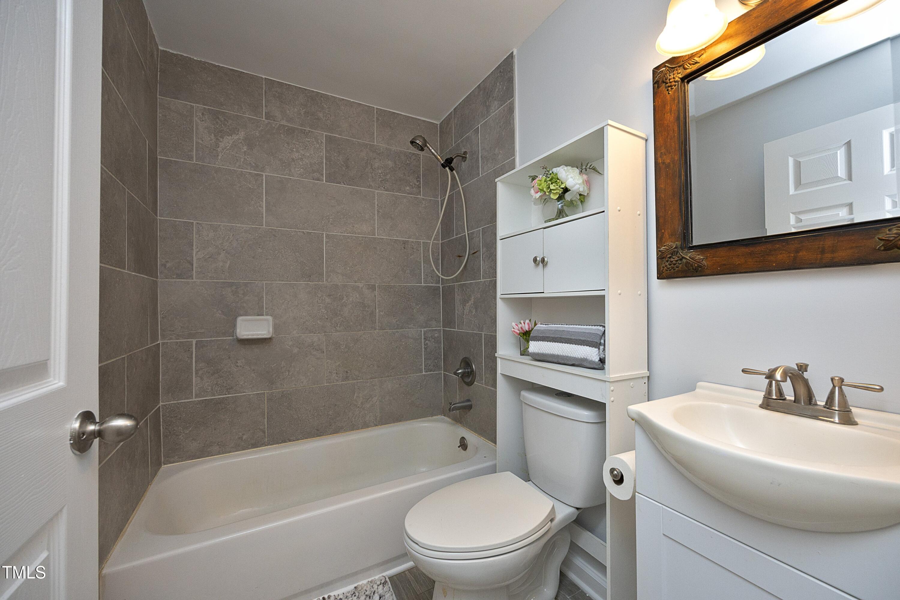 8125 Middleton Road Garner, NC 27529 - Photo 15 of 23 14FullBath