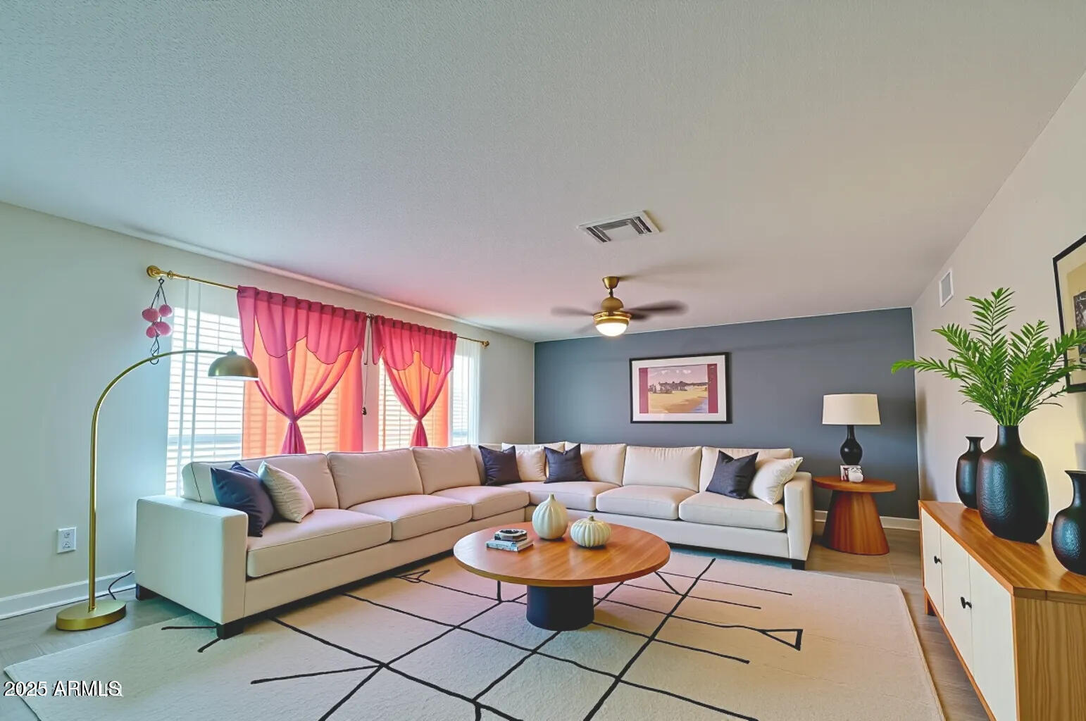 11451 East Broadway Road Mesa, AZ 85208 - Photo 4 of 19 Living room