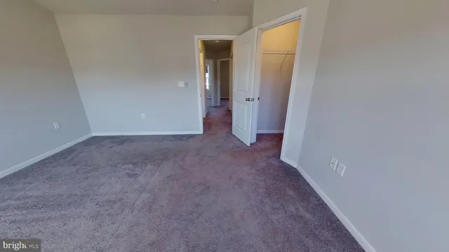 a view of empty room with window