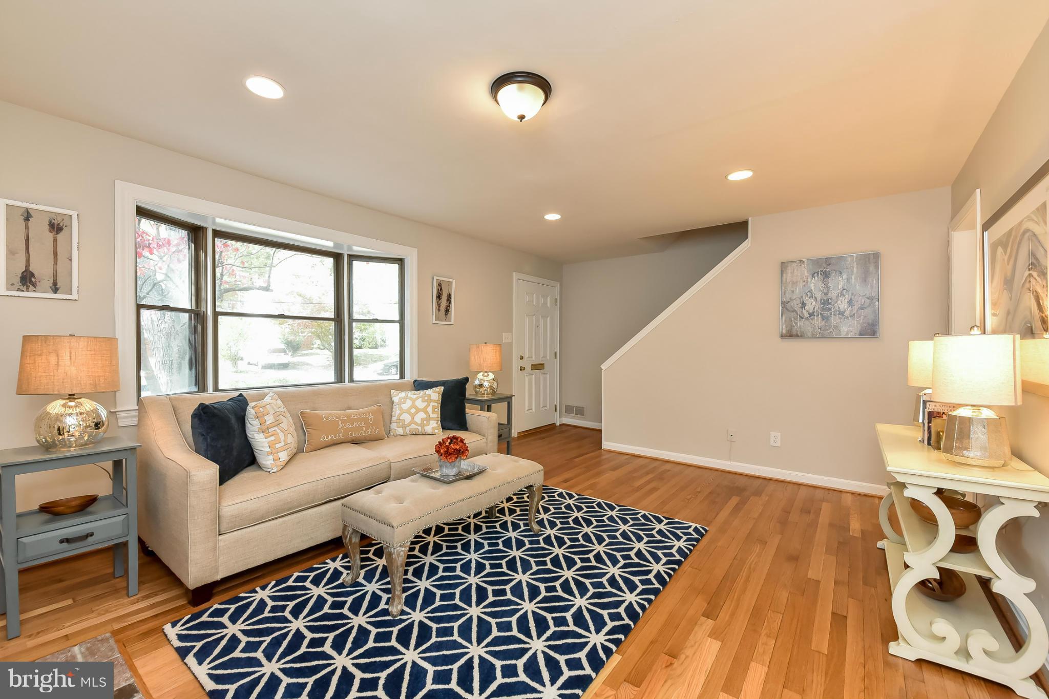 8813 Sundale Drive Silver Spring, MD 20910 - Photo 3 of 30 Living Room