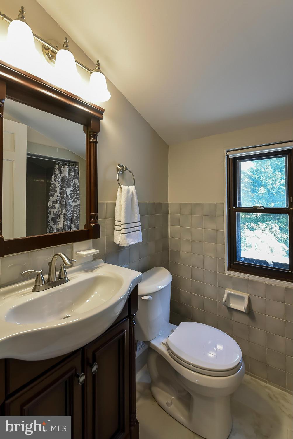 8813 Sundale Drive Silver Spring, MD 20910 - Photo 23 of 30 Bath