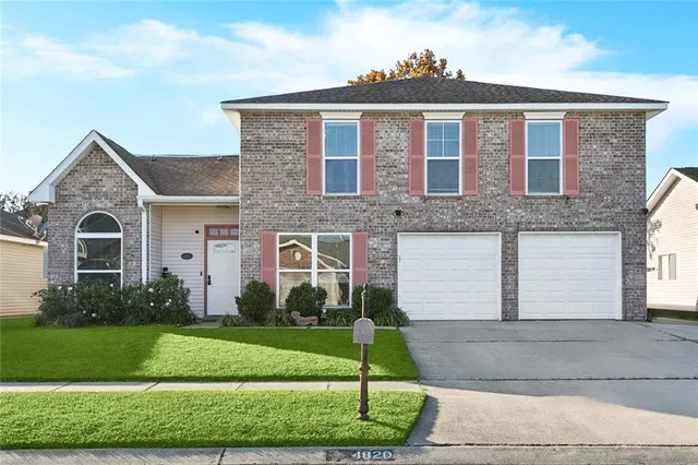 $299,900 | 4820 Wood Forest Drive, Marrero, LA 70072