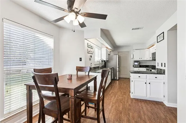 $299,900 | 4820 Wood Forest Drive, Marrero, LA 70072