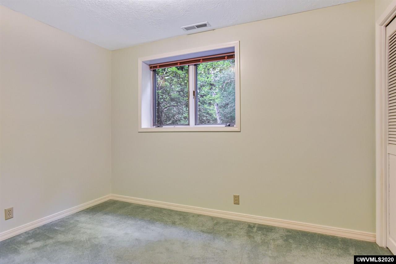 7810 Spring Valley Road Northwest Salem, OR 97304 - Photo 20 of 33