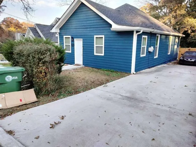 $2,500 | 929 North Grand Avenue Northwest, Atlanta, GA 30318