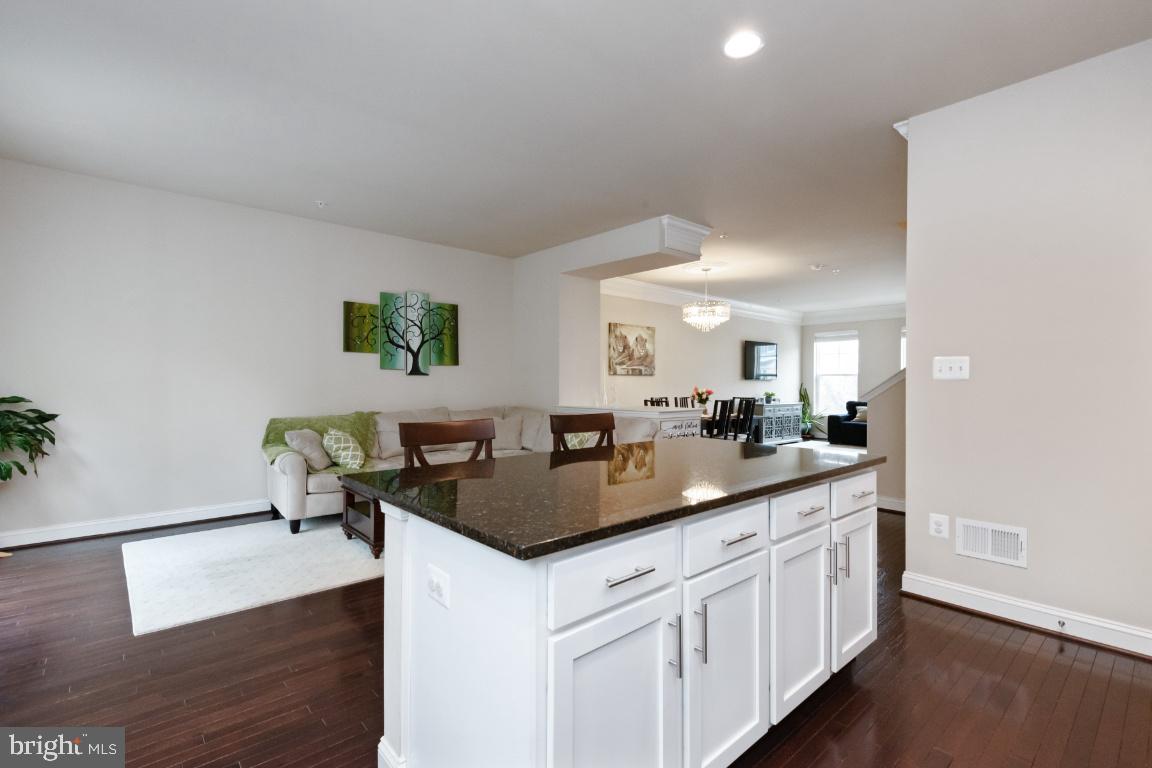 9382 Rock Ripple Lane Laurel, MD 20723 - Photo 14 of 53 Gallery Image 14