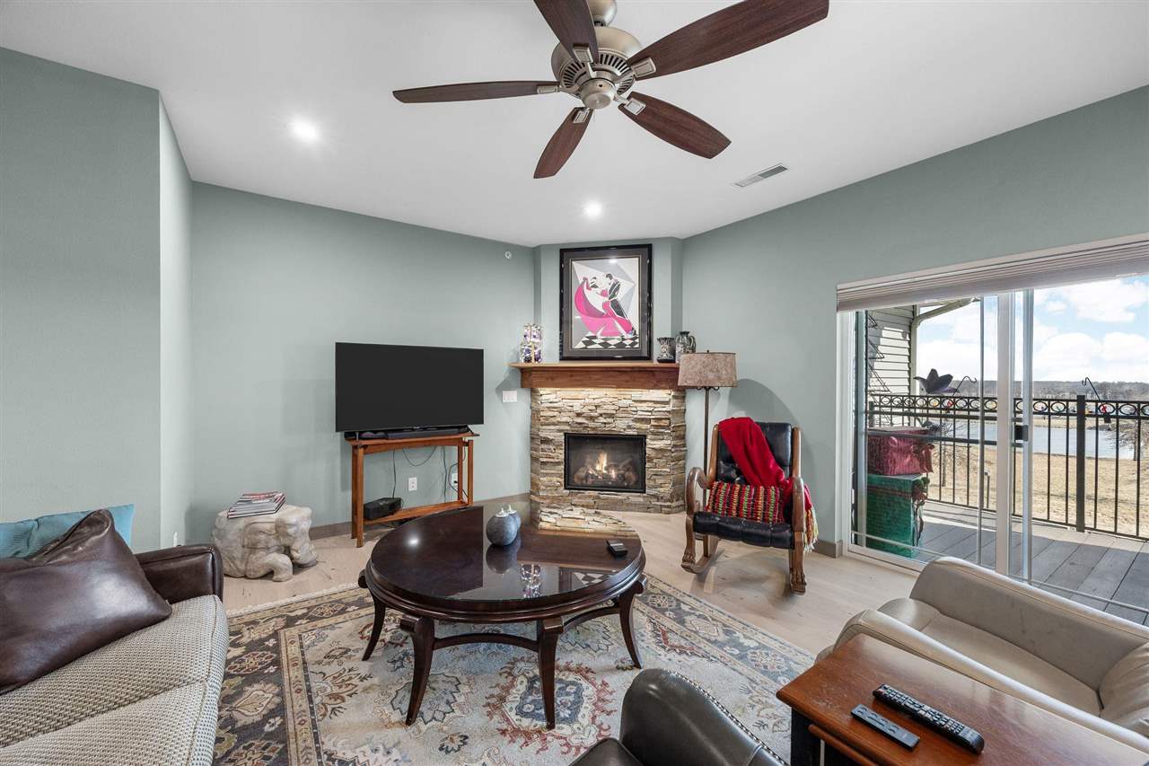 1092 Walnut Avenue, Unit 301 Riverside, IA 52327 - Photo 6 of 37 Gallery Image 6