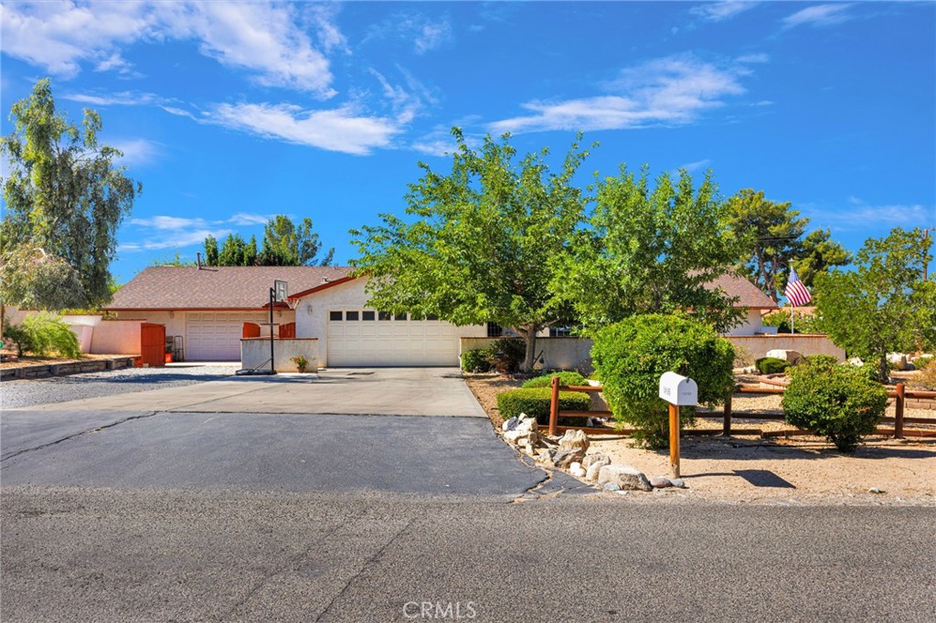 14185 Cuyamaca Road Apple Valley, CA 92307 - Photo 2 of 48