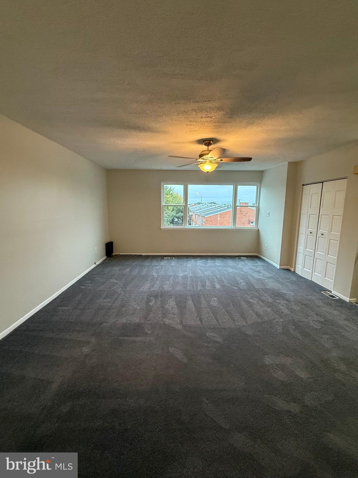 3362 Fairdale Road, Unit 2 Philadelphia, PA 19154 - Photo 6 of 14 an empty room with windows