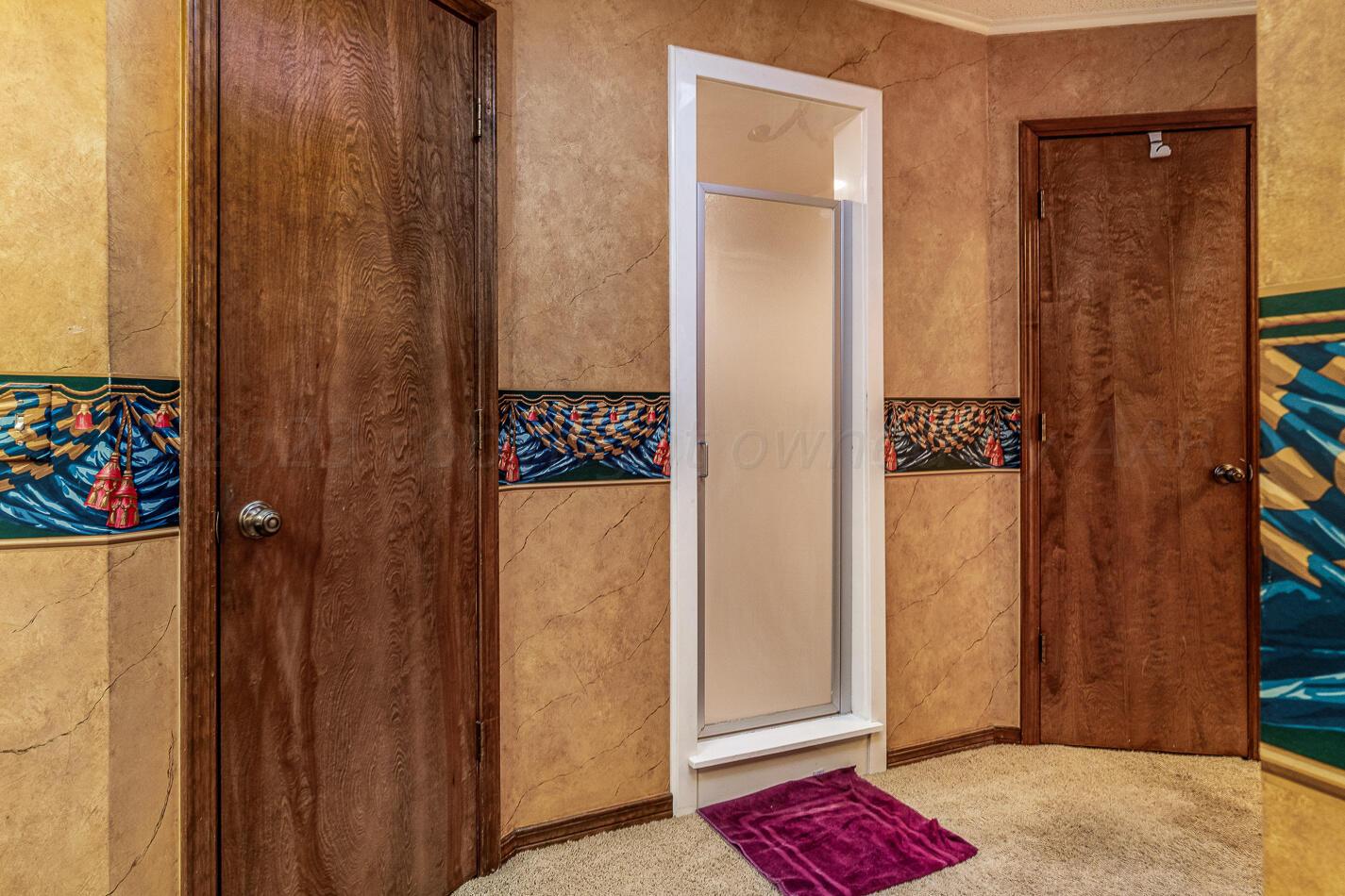 6100 Belpree Road Amarillo, TX 79106 - Photo 16 of 29 Master Bathroom View 2