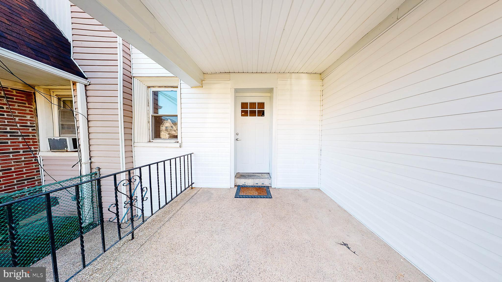 7142 Radbourne Road Upper Darby, PA 19082 - Photo 2 of 23