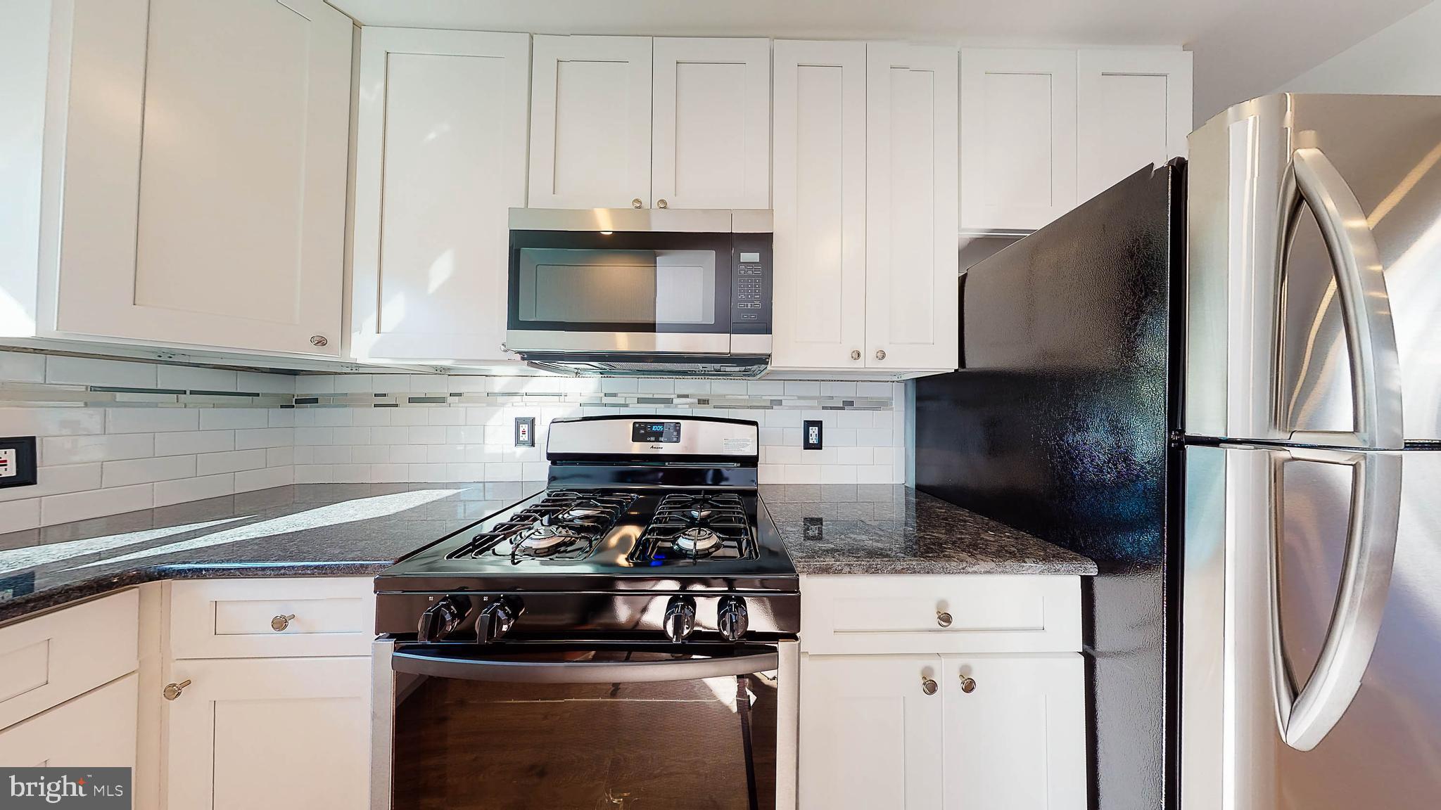 7142 Radbourne Road Upper Darby, PA 19082 - Photo 7 of 23