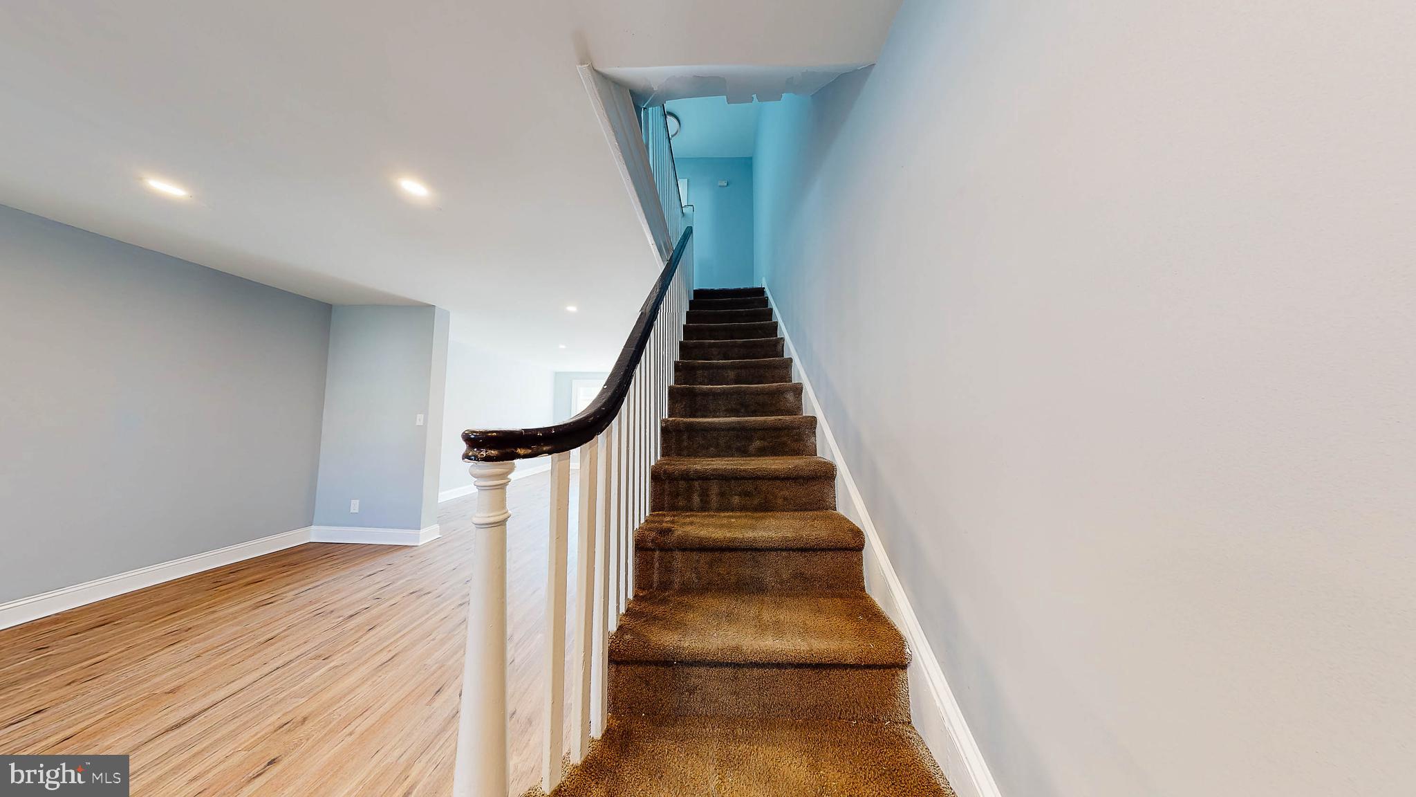 7142 Radbourne Road Upper Darby, PA 19082 - Photo 9 of 23