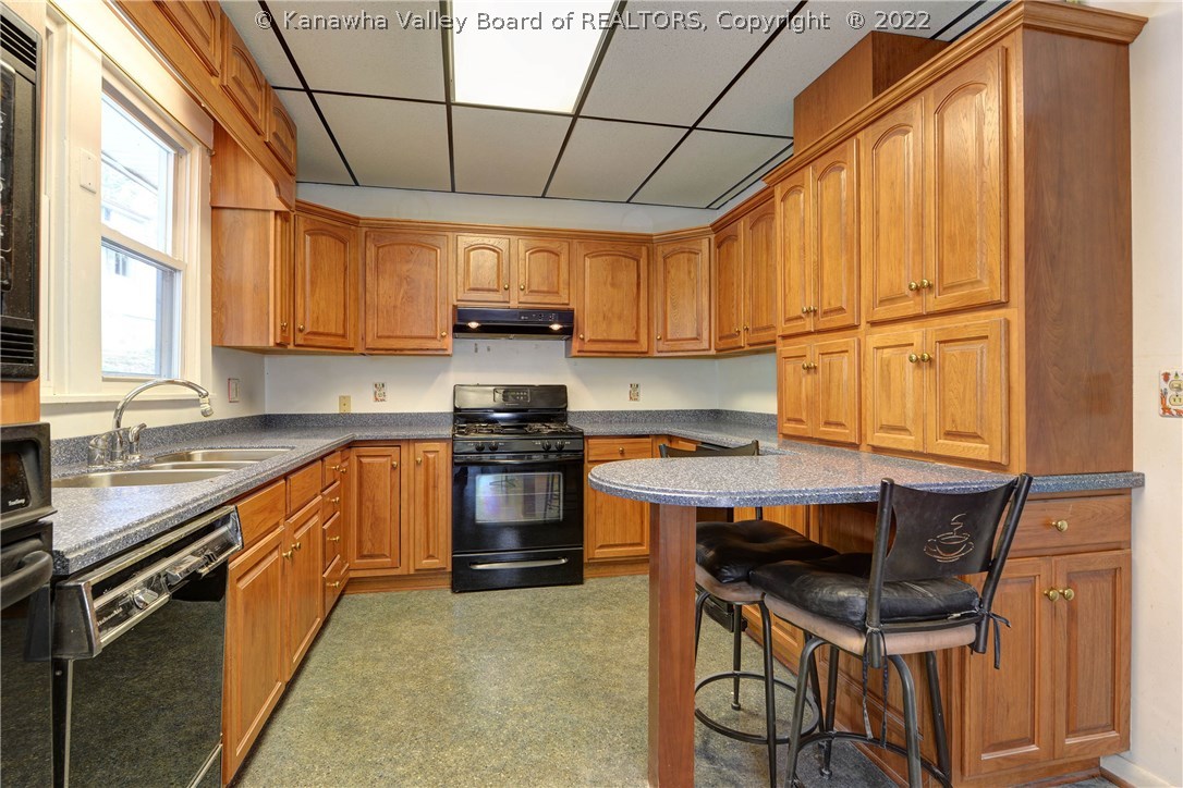 1041 Valley Road Charleston, WV 25302 - Photo 10 of 26 Gallery Image 10