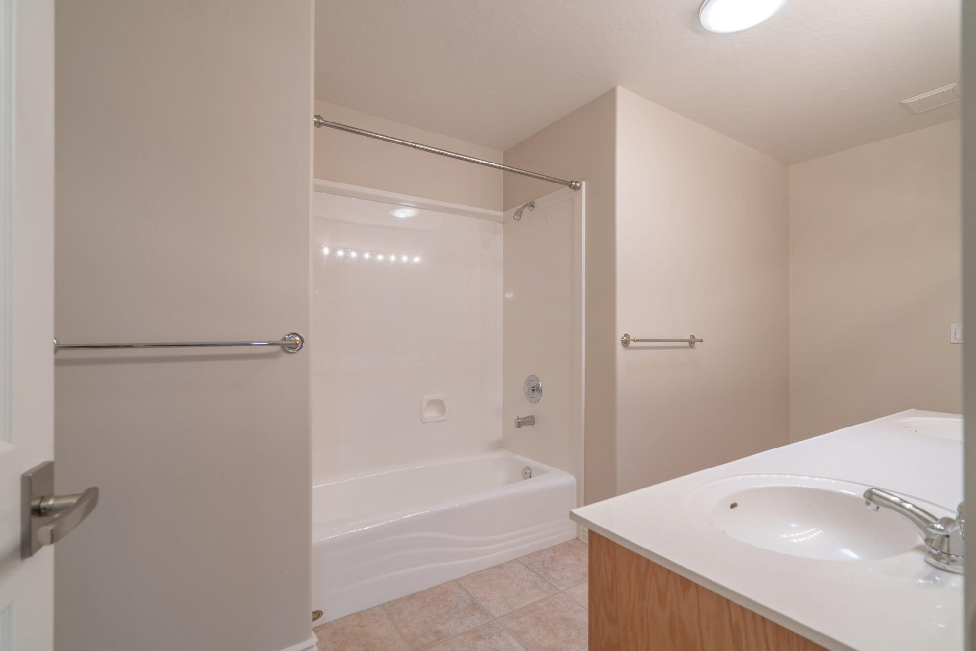 198 Shadow Point Drive St. George, UT 84770 - Photo 60 of 89 198 Shadow Point Dr-095