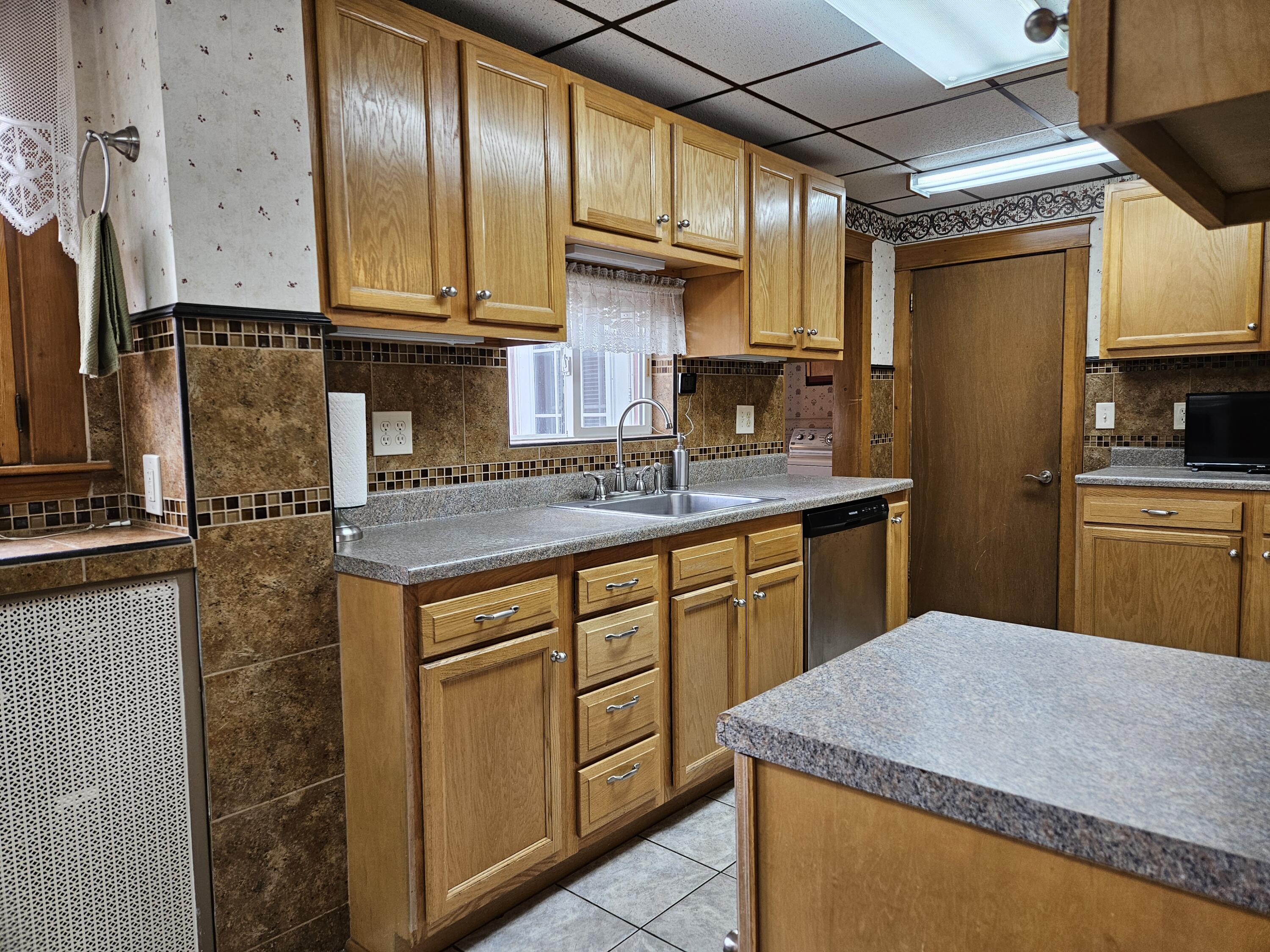 13 Granite Street Mexico, ME 04257 - Photo 10 of 46 lots of countertops & cabinets
