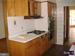 2741 East Country Club Road Philadelphia, PA 19131 - Photo 4 of 12 Gallery Image 4