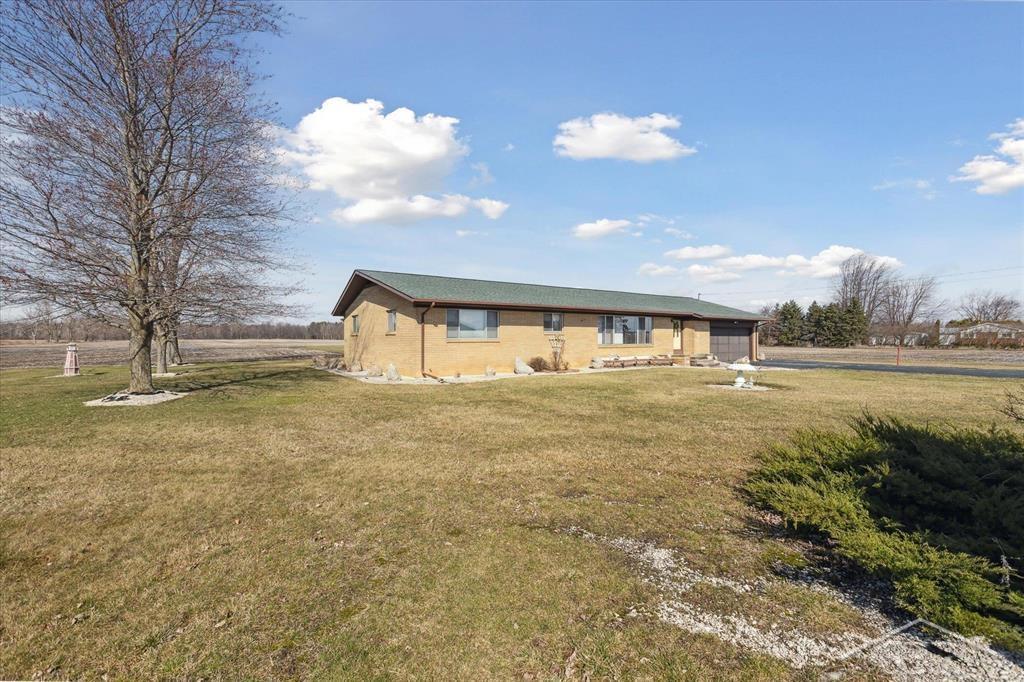 2730 South Merrill Road Merrill, MI 48637 - Photo 2 of 59
