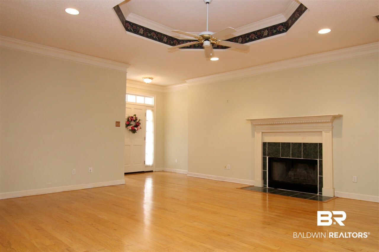 Great Room with Fireplace