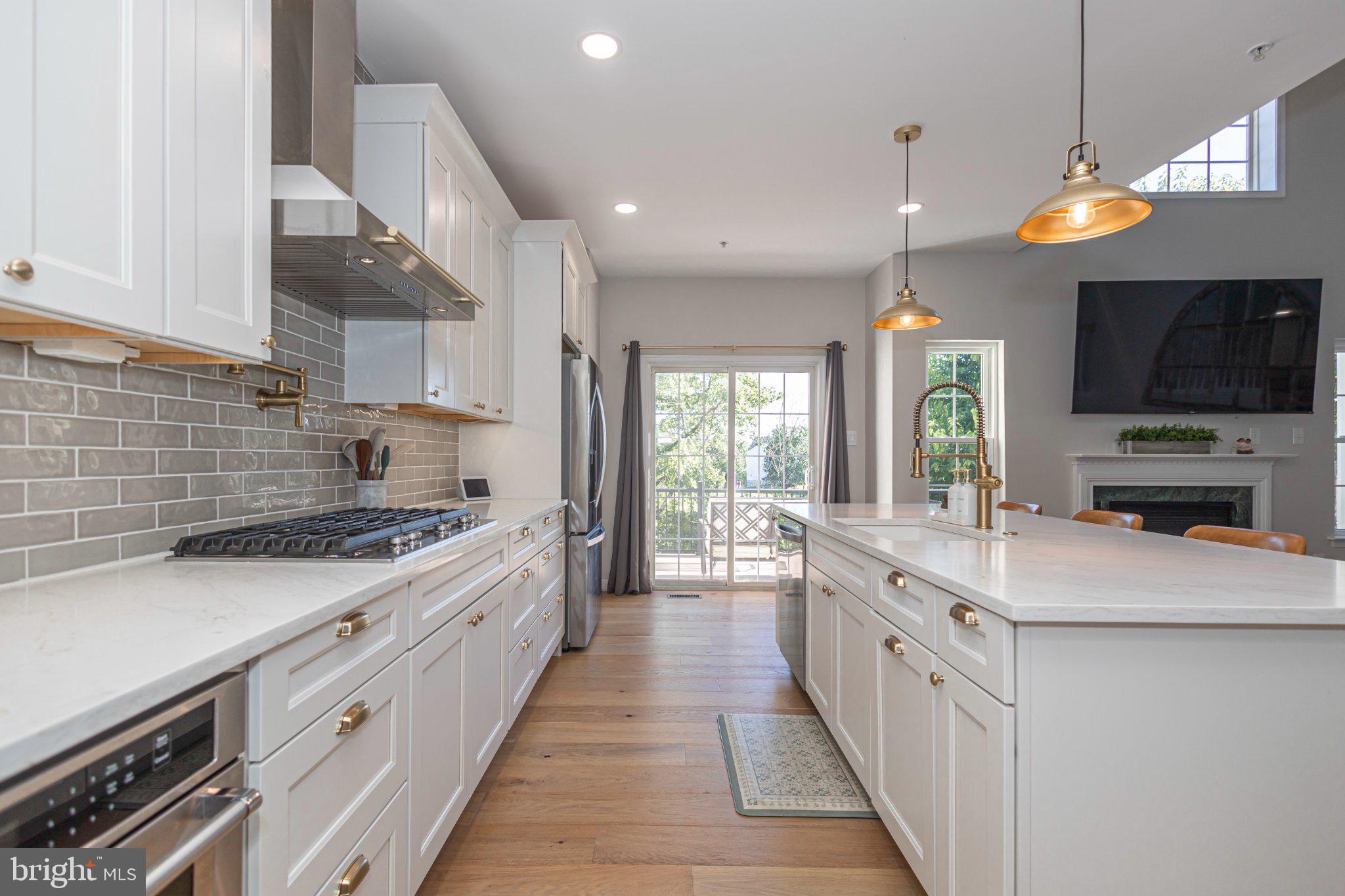 4547 Old Oak Road Doylestown, PA 18902 - Photo 10 of 50 Gallery Image 10