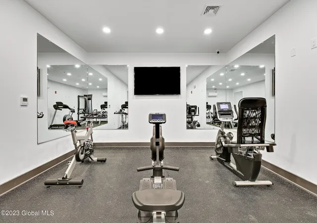 $3,000 | 116 West Avenue, Unit 206, Saratoga Springs, NY 12866