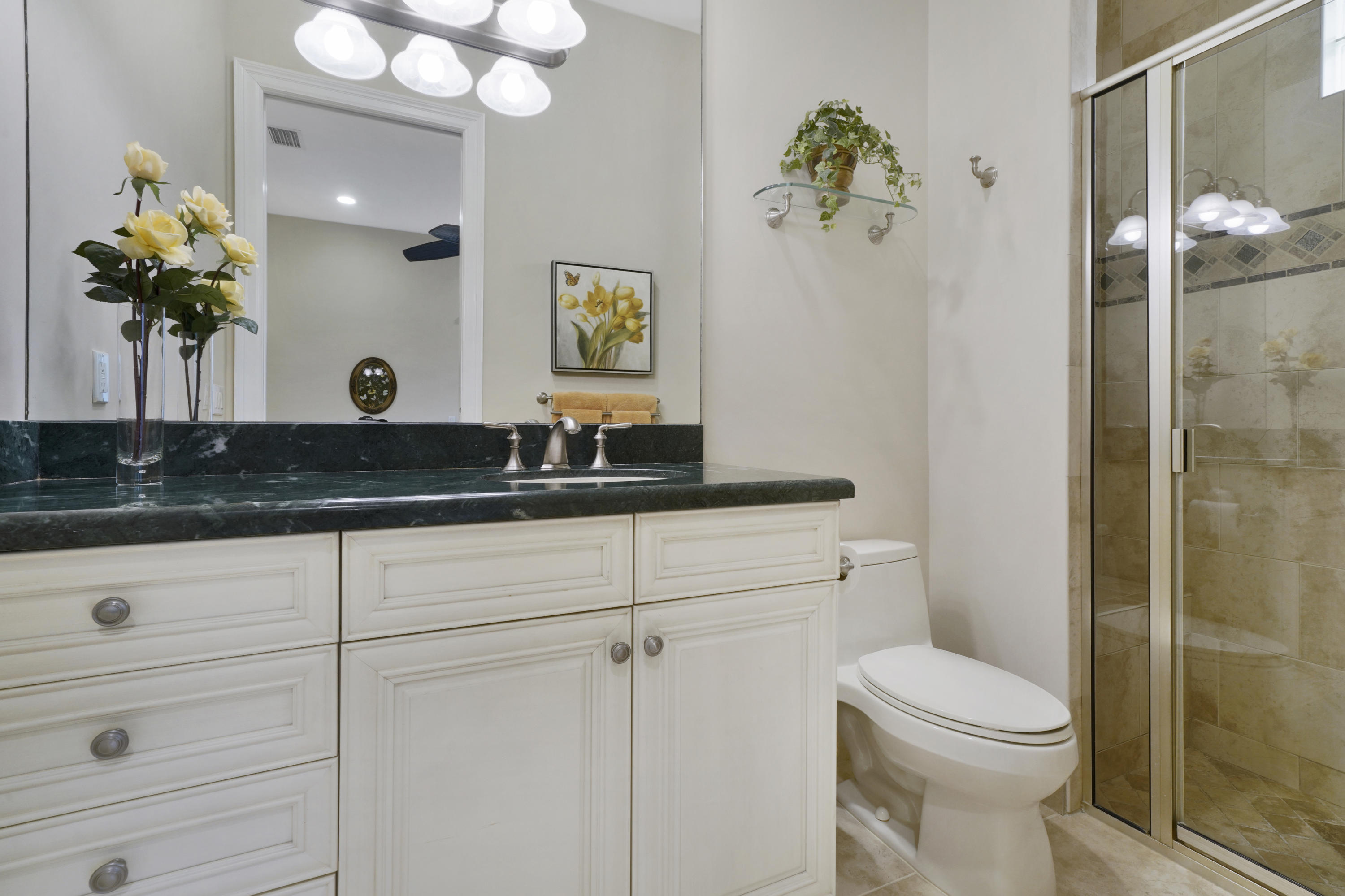 17784 Villa Club Way Boca Raton, FL 33496 - Photo 32 of 63 GUEST BATH