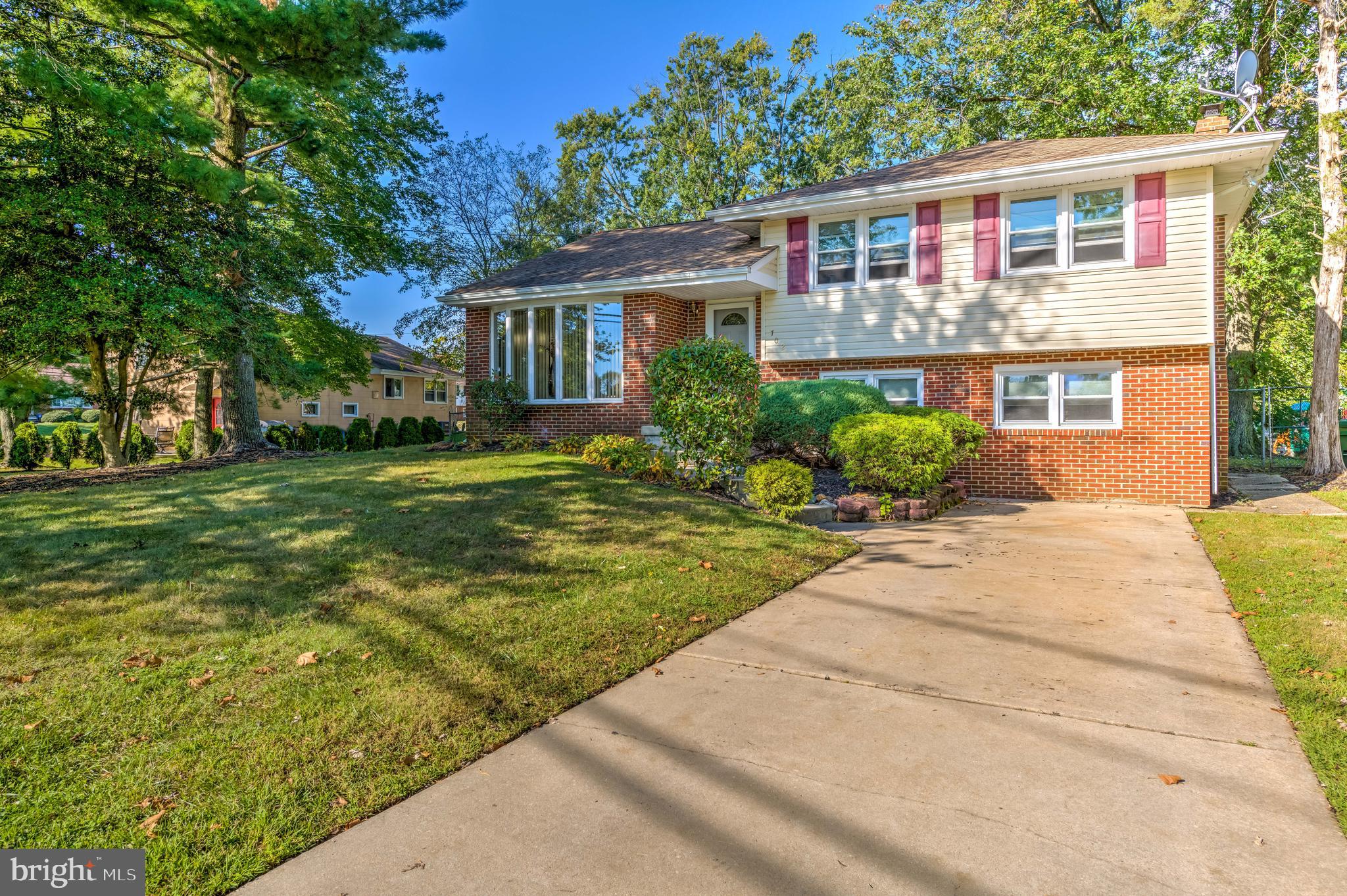 702 King George Road Cherry Hill, NJ 08034 - Photo 2 of 22