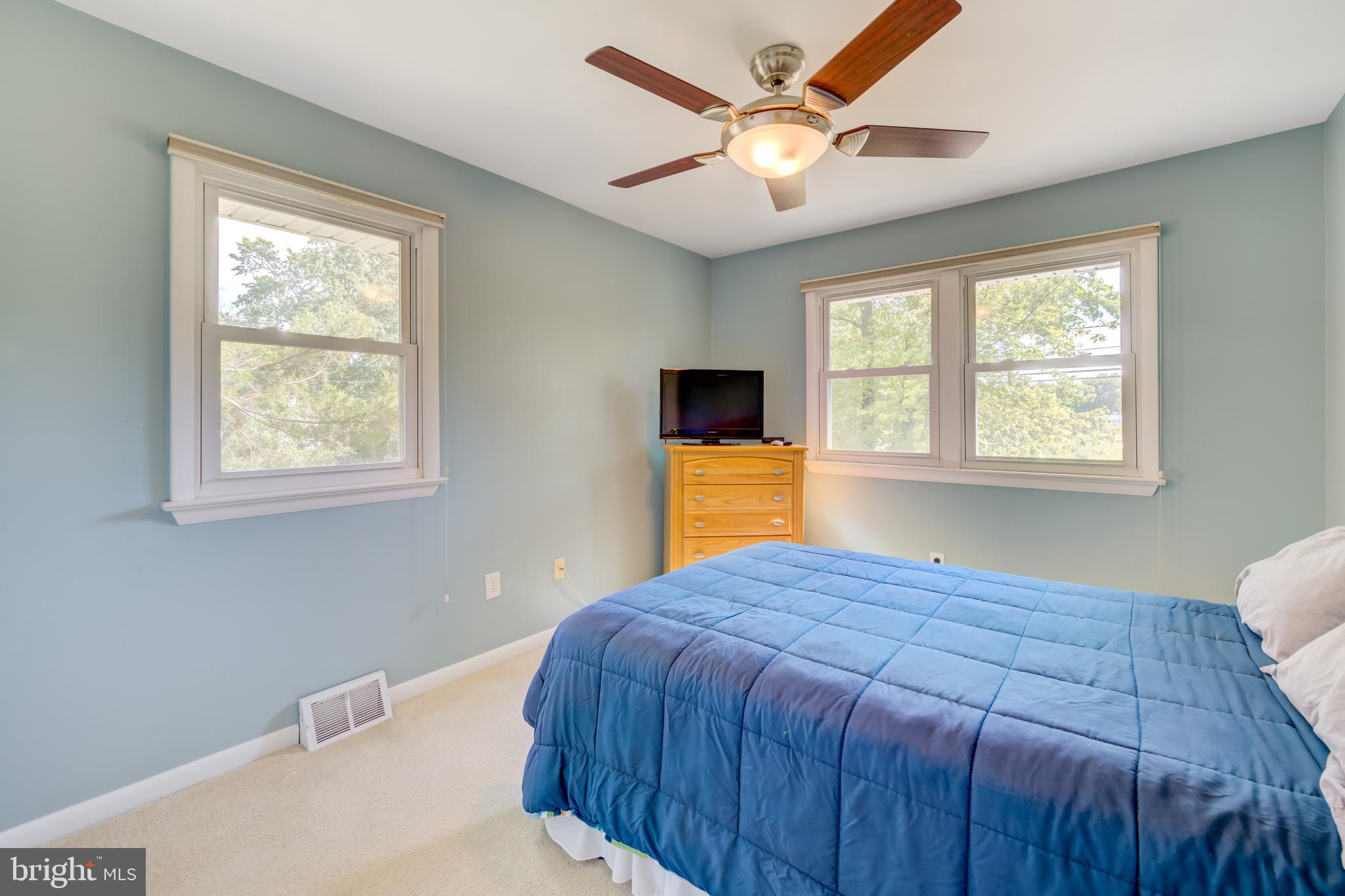 702 King George Road Cherry Hill, NJ 08034 - Photo 17 of 22
