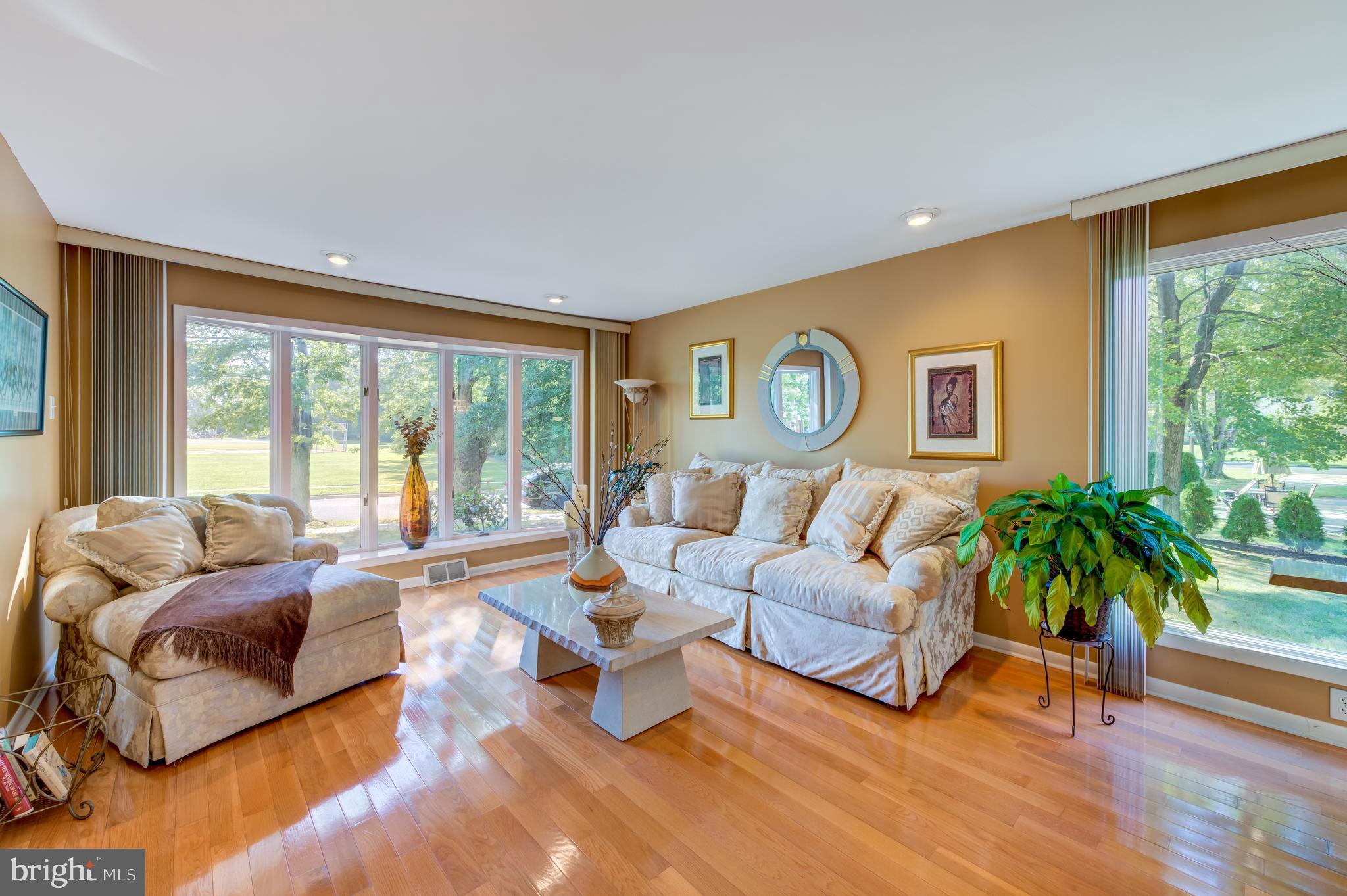 702 King George Road Cherry Hill, NJ 08034 - Photo 5 of 22