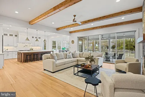 $3,599,000 | 901 Echols Street Southeast, Vienna, VA 22180