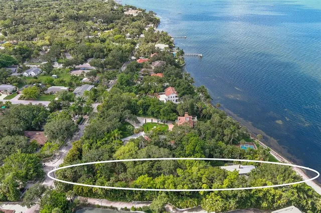 $3,995,000 | 3301 Bay Shore Road, Sarasota, FL 34234