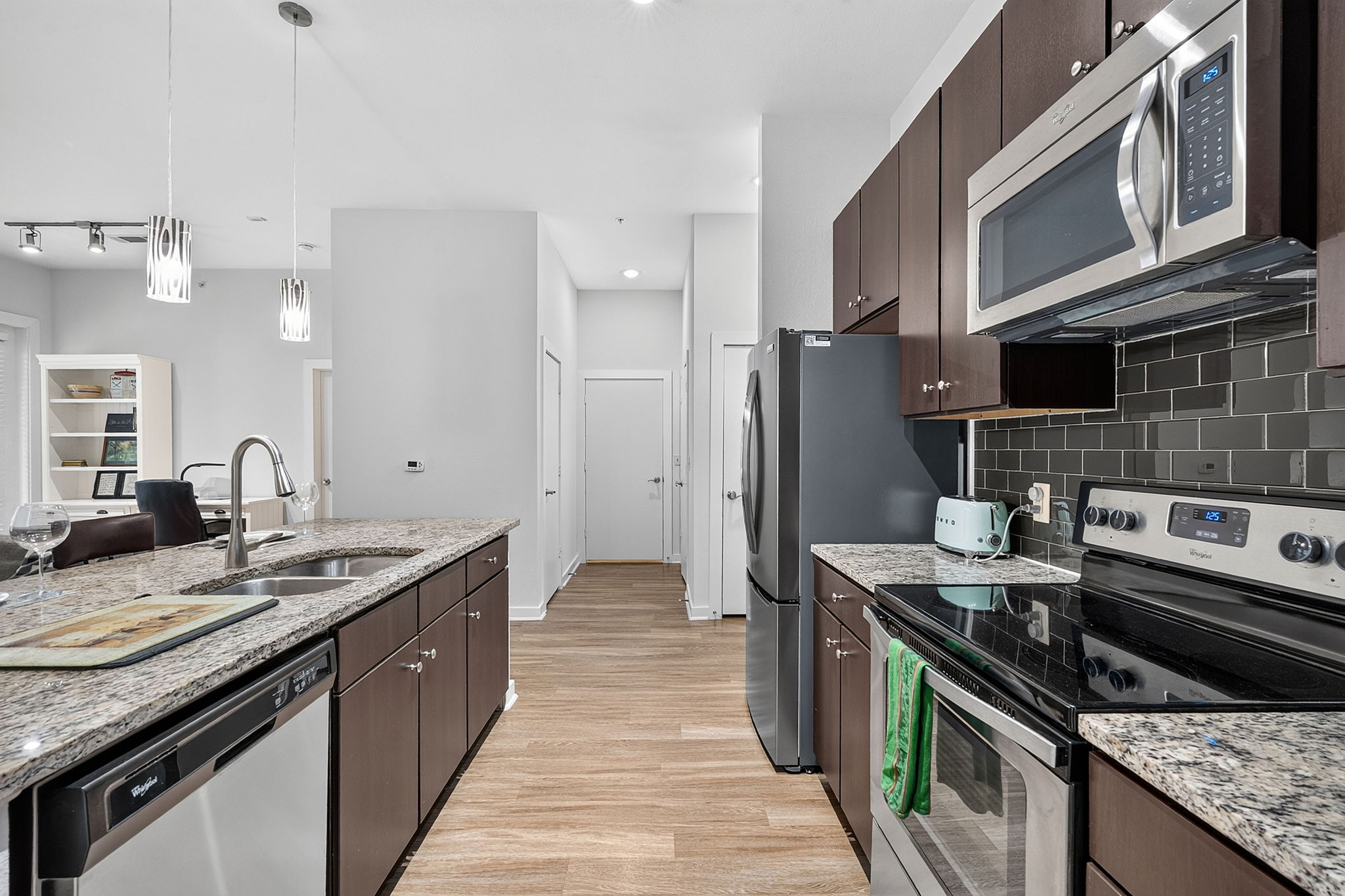 1900 Barton Springs Road, Unit 2047 Austin, TX 78704 - Photo 9 of 40 Gallery Image 9