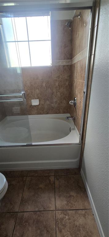 8180 Boat Hook Loop, Unit 108/301 Windermere, FL 34786 - Photo 16 of 27 a bathroom with a bathtub