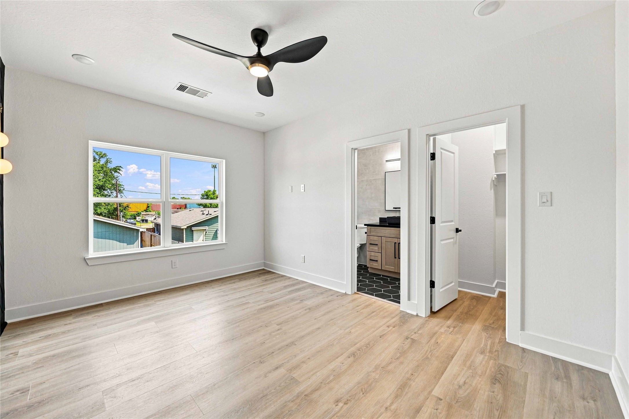 7969 Ritz Street Houston, TX 77028 - Photo 15 of 21 Gallery Image 15