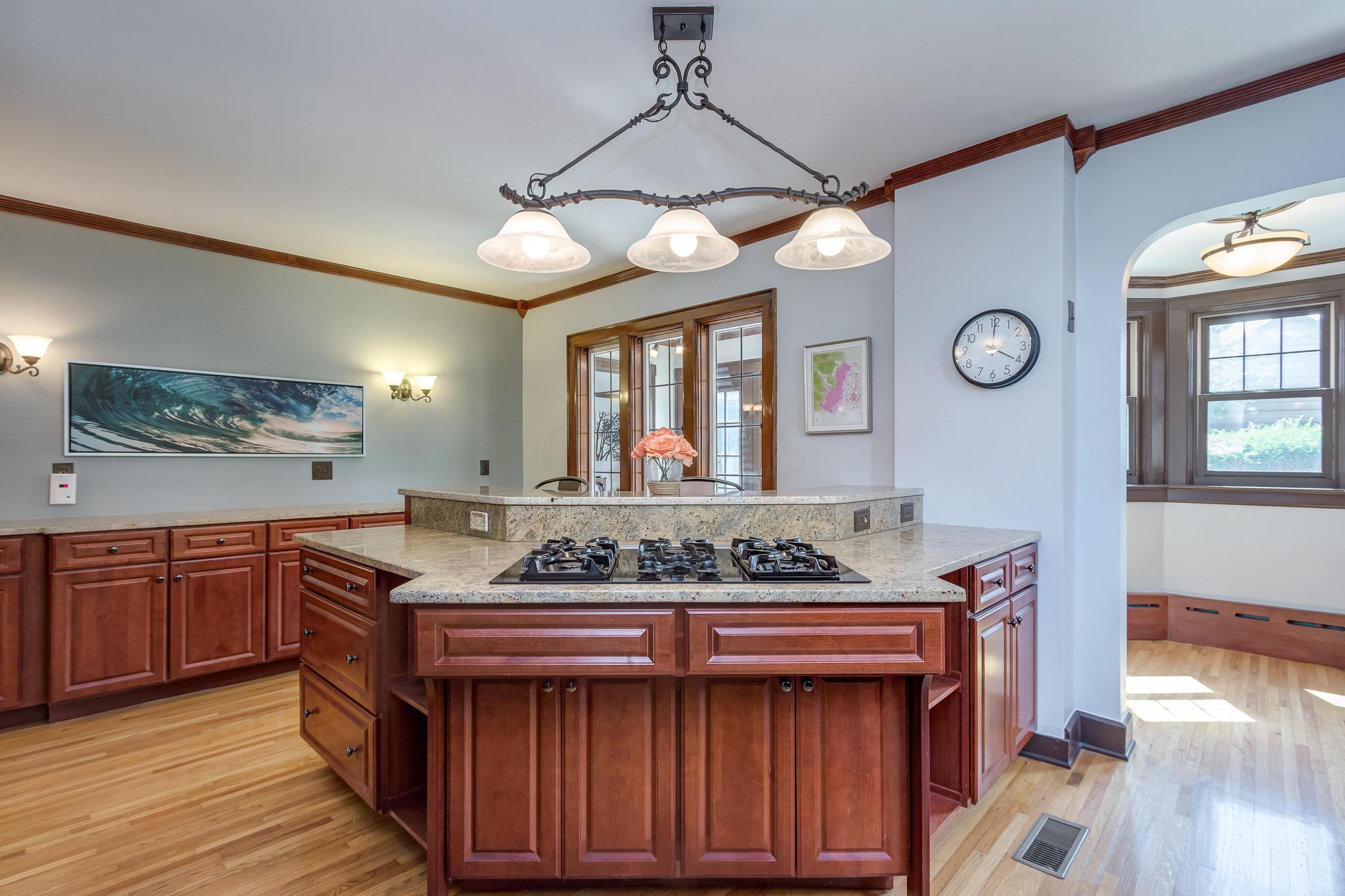 249 South Cassingham Road Columbus, OH 43209 - Photo 16 of 36 Gallery Image 16