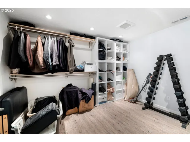 $1,295,000 | 37333 Northeast Reed Road, Corbett, OR 97019