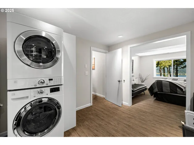 $1,295,000 | 37333 Northeast Reed Road, Corbett, OR 97019