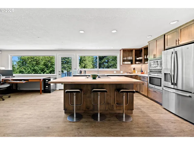 $1,295,000 | 37333 Northeast Reed Road, Corbett, OR 97019