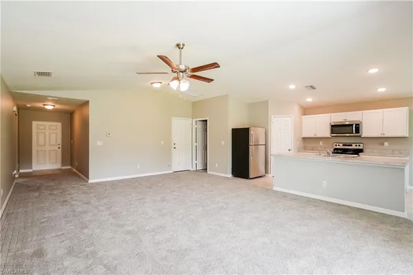 $2,080 | 52 Olive Avenue South, Lehigh Acres, FL 33976