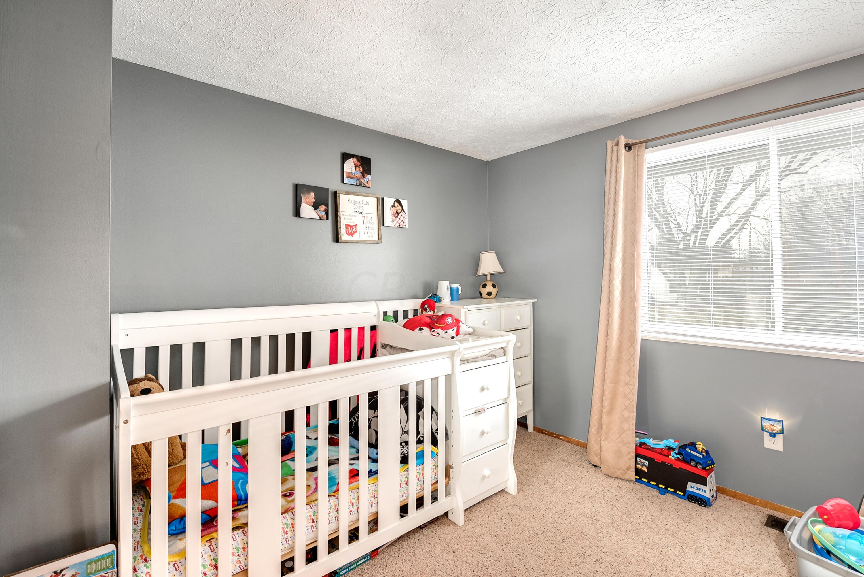 6413 Lexleigh Road Reynoldsburg, OH 43068 - Photo 23 of 40 Bedroom #2