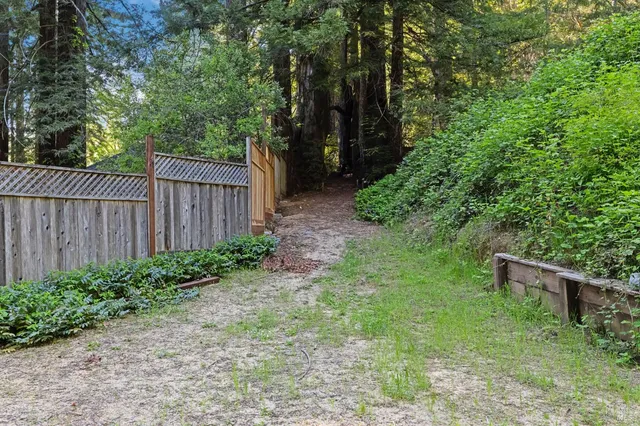 $4,100,000 | 24675 Birch Street, Willits, CA 95490