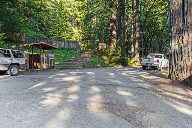 $4,100,000 | 24675 Birch Street, Willits, CA 95490