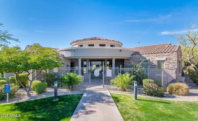 $950,000 | 19475 North Grayhawk Drive, Unit 1054, Scottsdale, AZ 85255