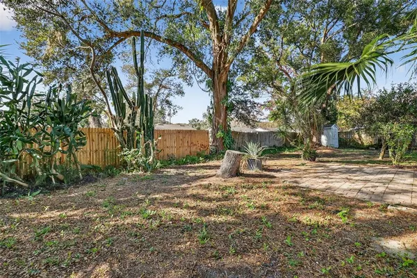 $375,000 | 3450 Laurel Drive, Mount Dora, FL 32757