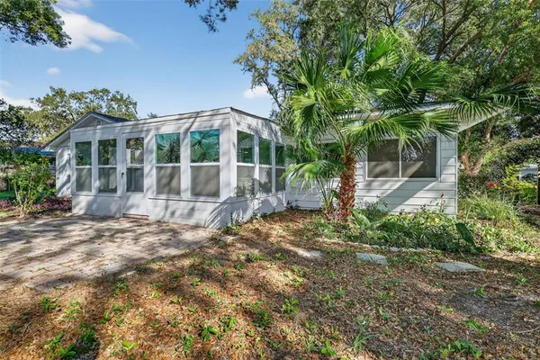 $375,000 | 3450 Laurel Drive, Mount Dora, FL 32757